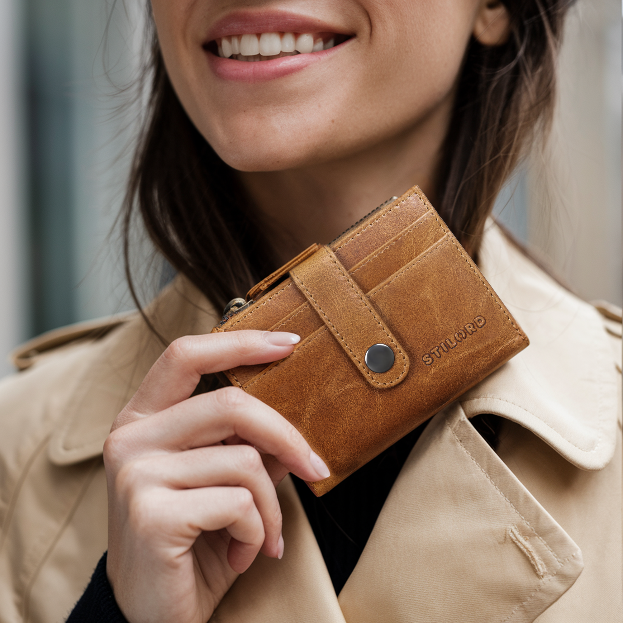 BIAOTIE Coquette Bow Wallet For Women, Small Slim Trifold Womens Wallet With Key Chain Cute Aesthetic Card Holder ID Window For Girl ( Pink - View #3